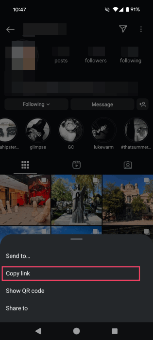 Selecting the option to"Copy link" for Highlight bundle on Instagram profile.