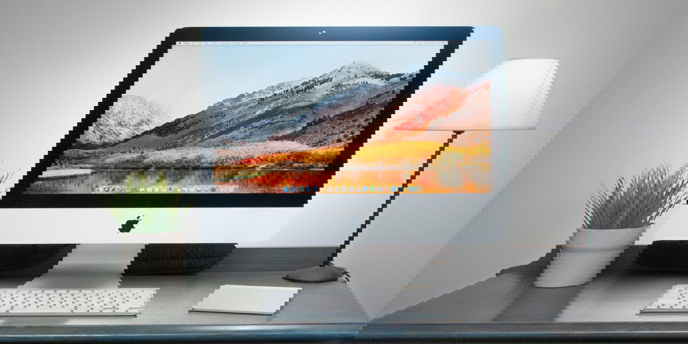 Mac In Room